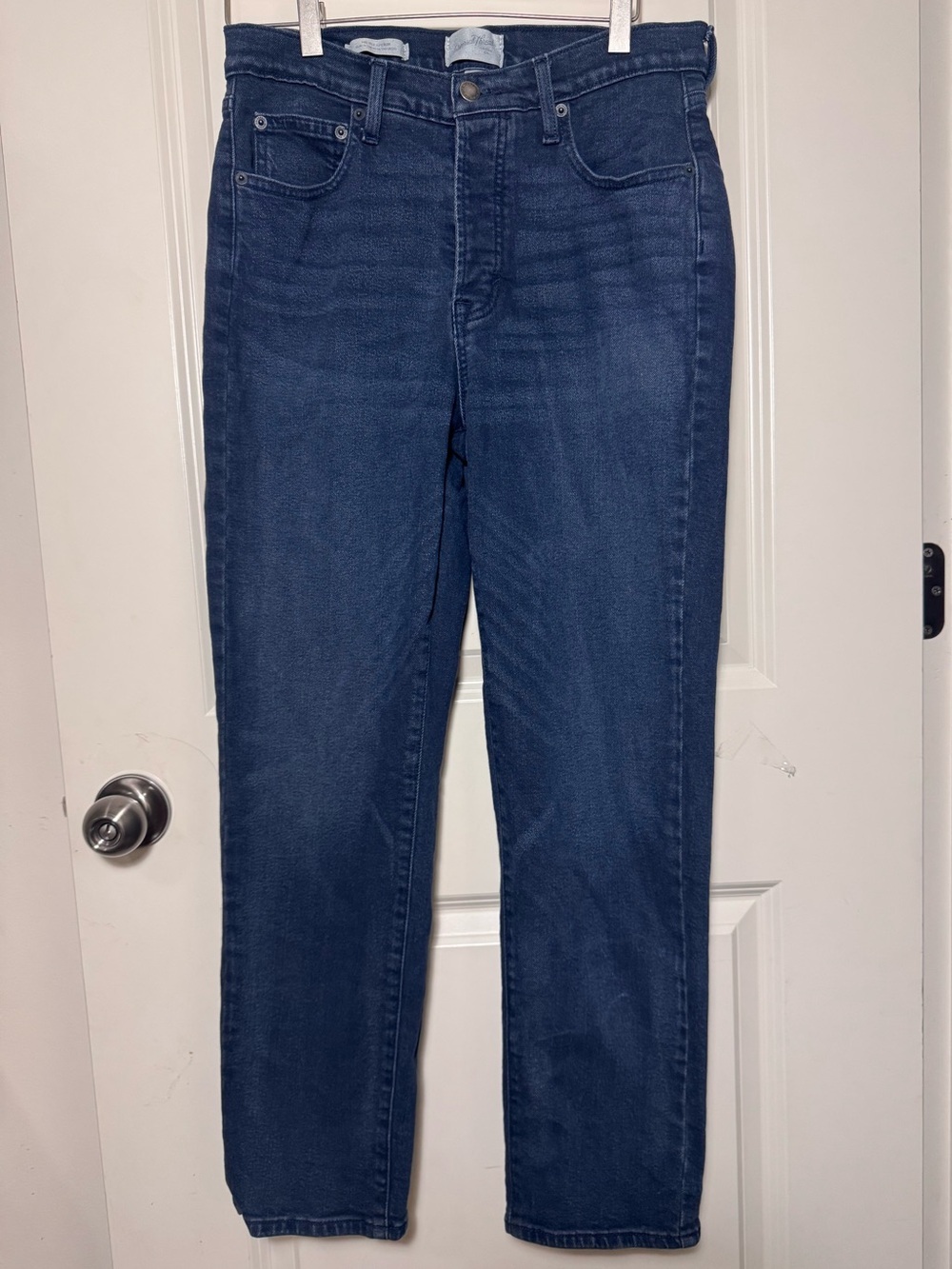 Universal Thread mid Rise Slim Jeans Blue Dark Wash Stretch 5Pocket Button 10